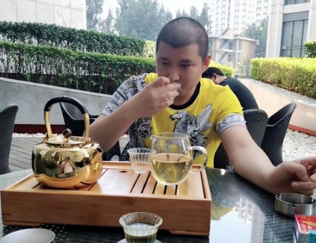 图片[6]-网红老方丈透露二驴没和平台签约，现身外站，涨粉2万，发声感谢-千图副业网